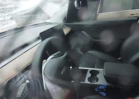 2022 Tesla Model Y Long Range Dual Motor All-Wheel Drive from USA, damaged, VIN 7SAYGDEEXNF331416